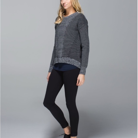 Lululemon - Yogi Crew Sweater Black / Heathered Light Grey Merino Wool size 4 - Picture 4 of 16